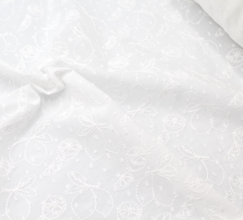 Broderie anglaise coton coloris ivoire