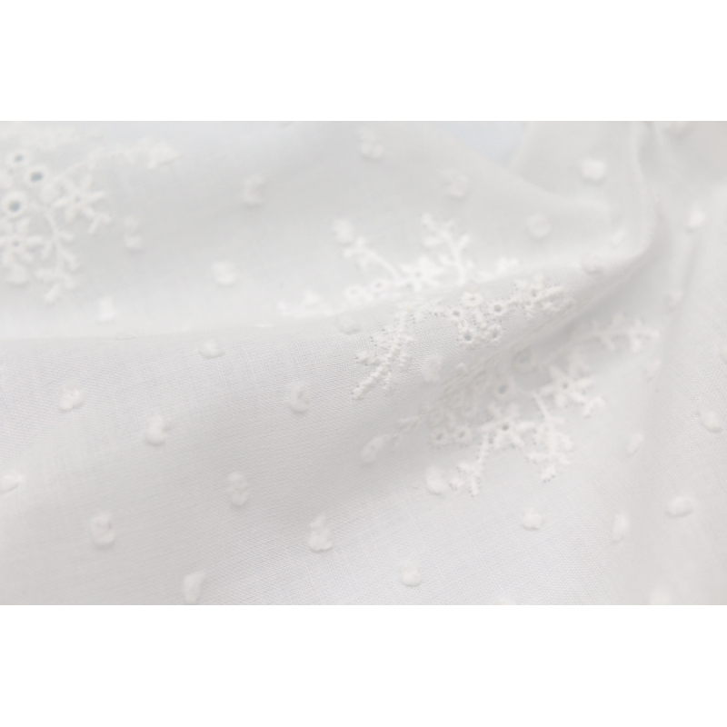 Broderie anglaise plumetis de coton coloris ivoire