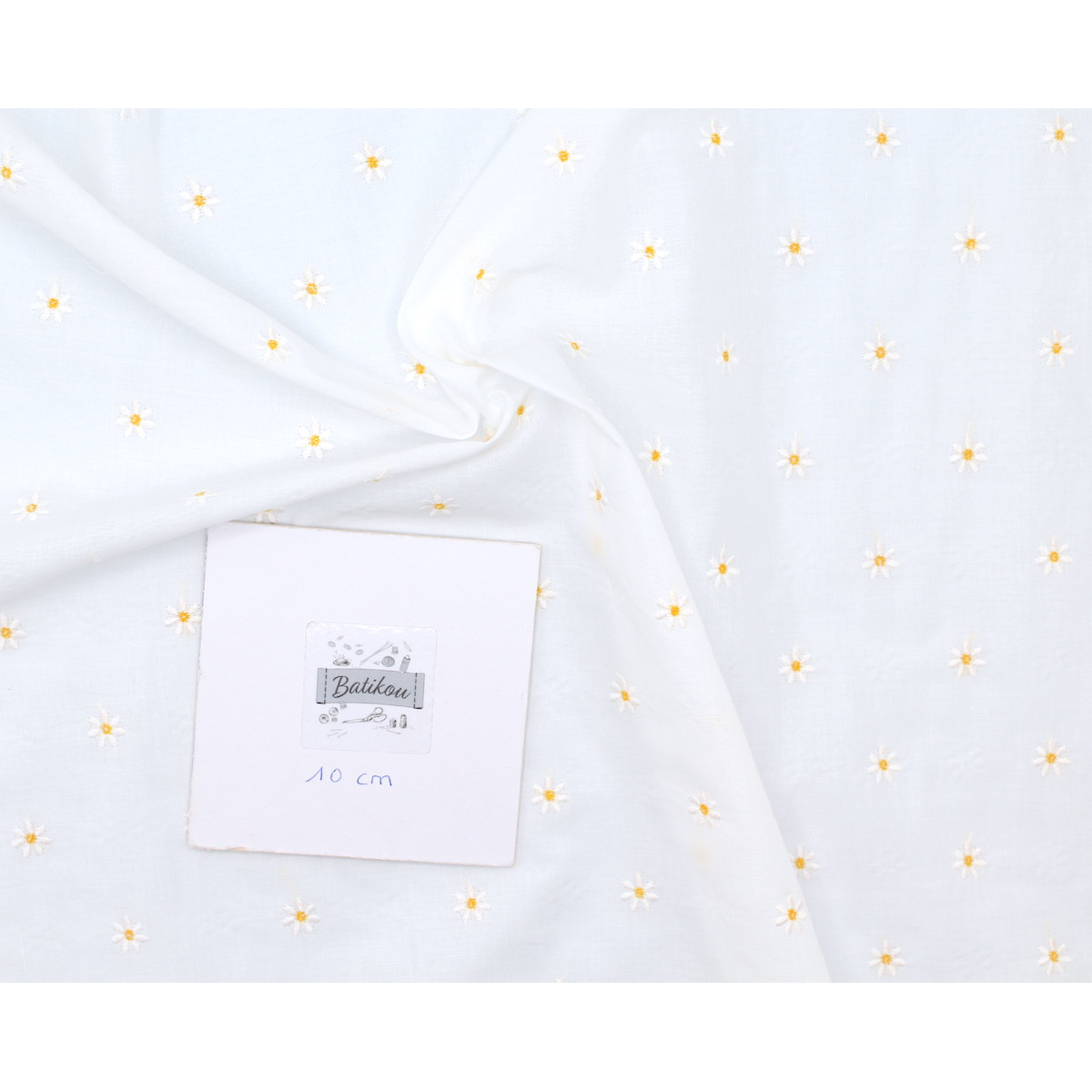 Voile de coton BIO broderies pâquerettes Voile de coton BIO broderies pâquerettes