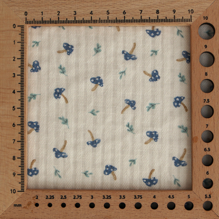 Mario - Seersucker / Coton gaufré doux fond écru champignons bleus