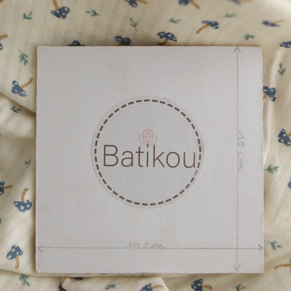 Mario - Seersucker / Coton gaufré doux fond écru champignons bleus