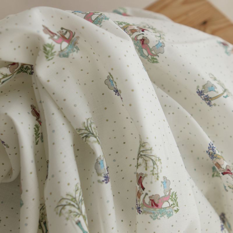 Panache - Tissu sergé de coton organique fin imprimé petits écureuils