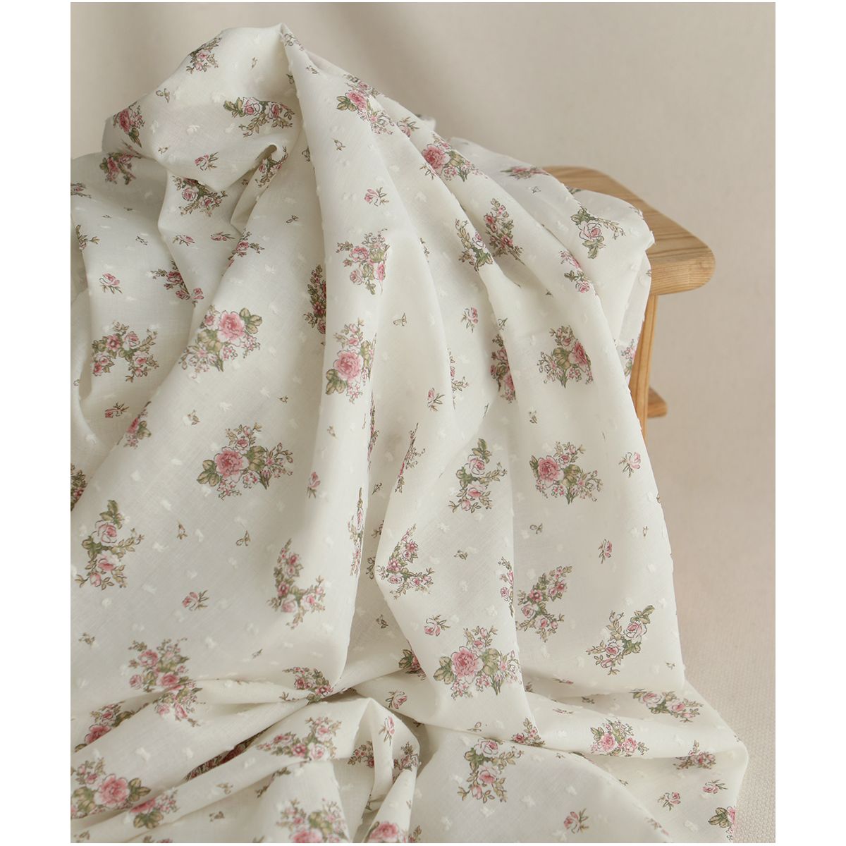 Felicity - Plumetis de coton imprimé fleuri vert et rose