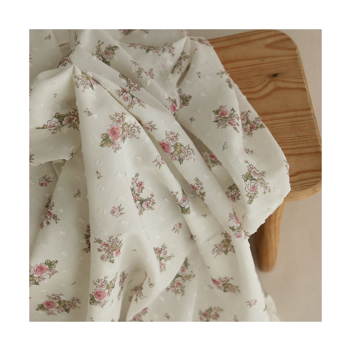 Felicity - Plumetis de coton imprimé fleuri vert et rose