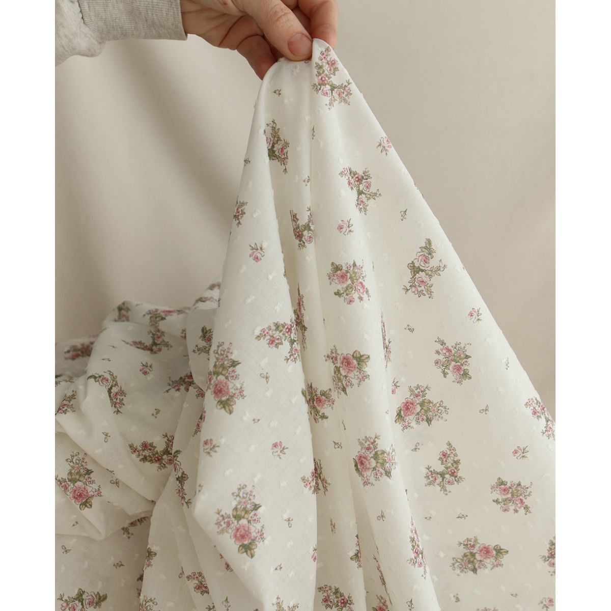 Felicity - Plumetis de coton imprimé fleuri vert et rose