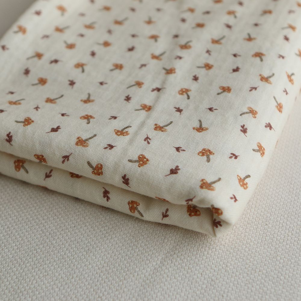 Mario - Seersucker / Coton gaufré doux fond écru champignons cuivre