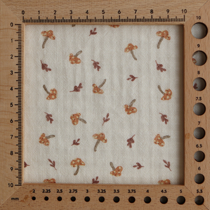 Mario - Seersucker / Coton gaufré doux fond écru champignons cuivre