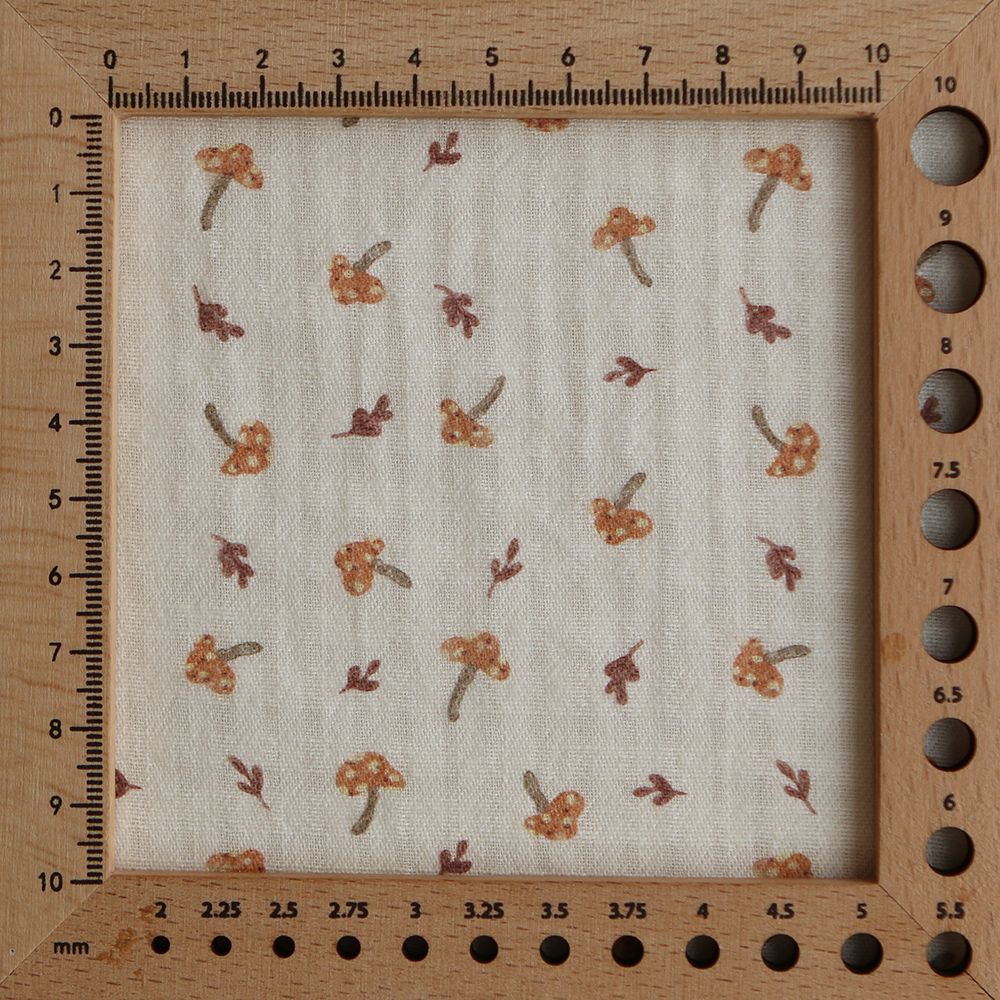 Mario - Seersucker / Coton gaufré doux fond écru champignons cuivre