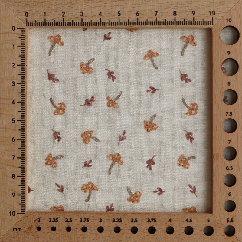 Mario - Seersucker / Coton gaufré doux fond écru champignons cuivre