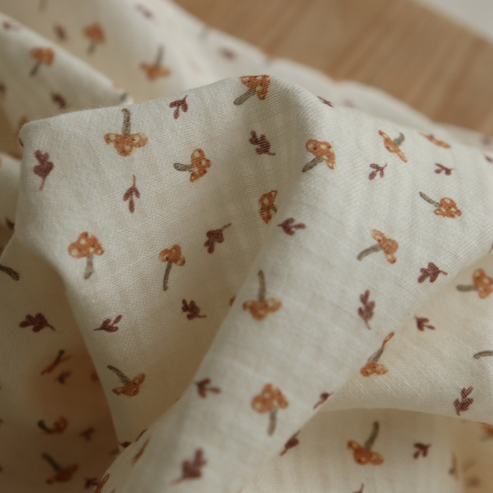 Mario - Seersucker / Coton gaufré doux fond écru champignons cuivre