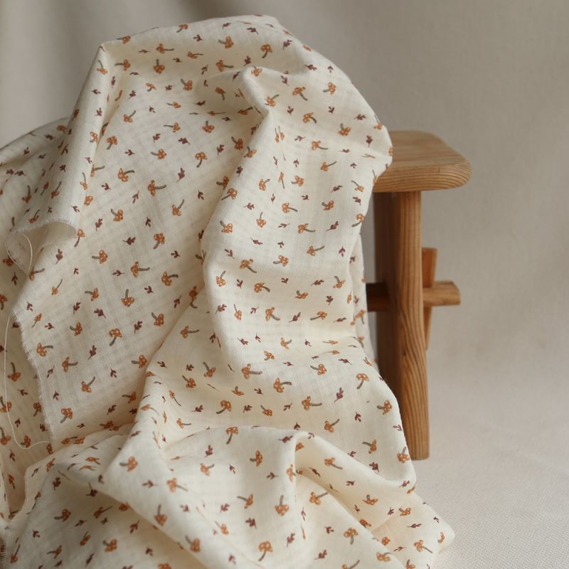 Mario - Seersucker / Coton gaufré doux fond écru champignons cuivre