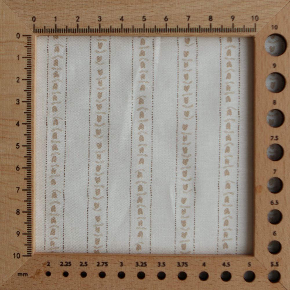 Alexine - Popeline de coton douce qualité SWEET lait rayures à minis coeurs