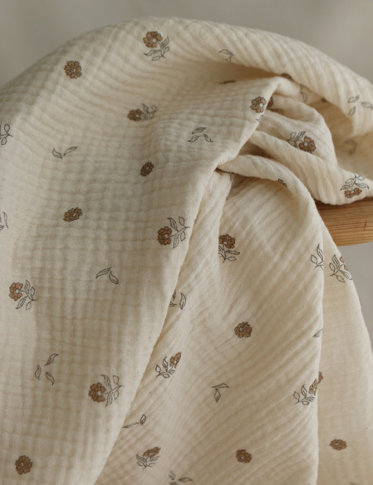 Aïna - Double gaze coton BIO motif fond écru camel