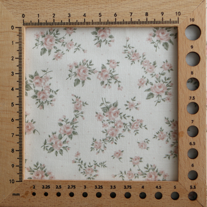 Lilou - Popeline douce coton BIO organique fond blanc imprimé exclusif vert et rose