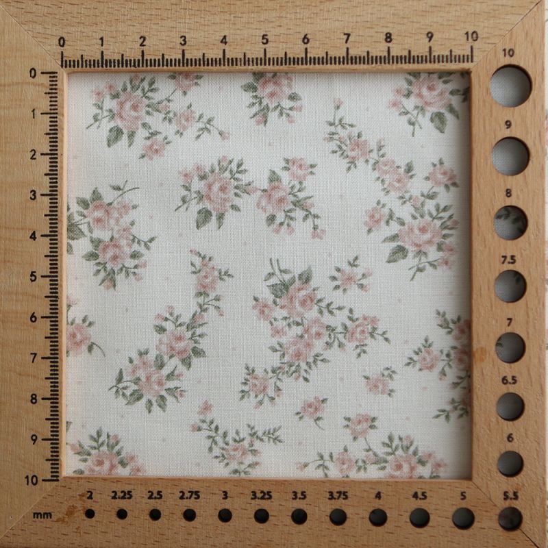 Lilou - Popeline douce coton BIO organique fond blanc imprimé exclusif vert et rose