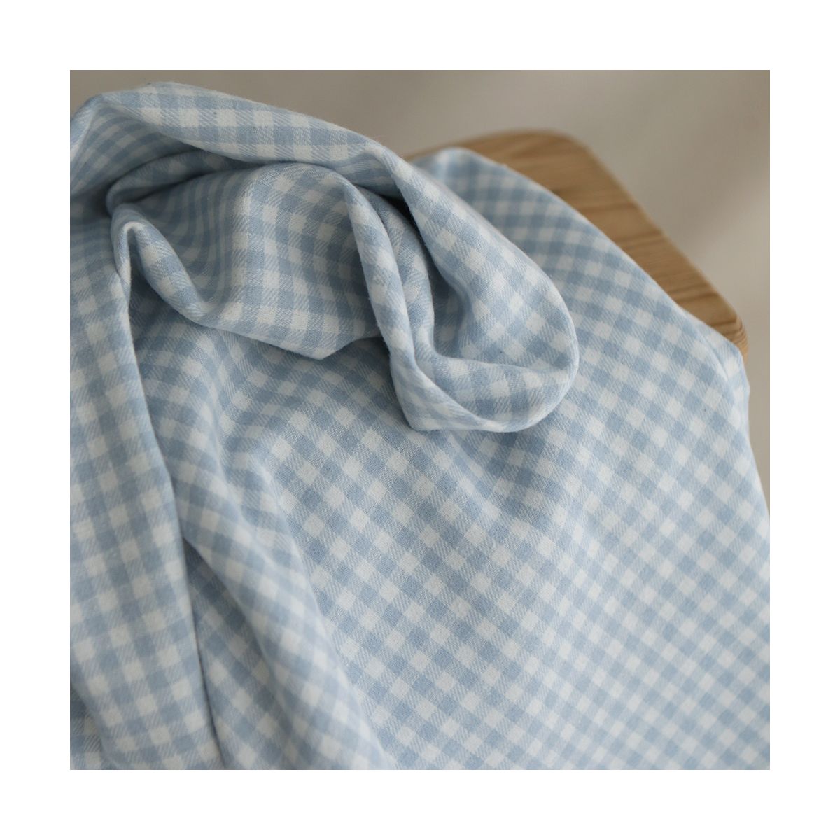 Gabin - Coton gratté style flanelle tissage vichy bleu layette Gabin - Coton gratté style flanelle tissage vichy bleu layette