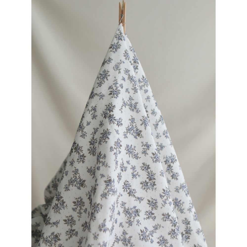 Lilou - Double gaze de coton BIO fond blanc fleuri vert et bleu