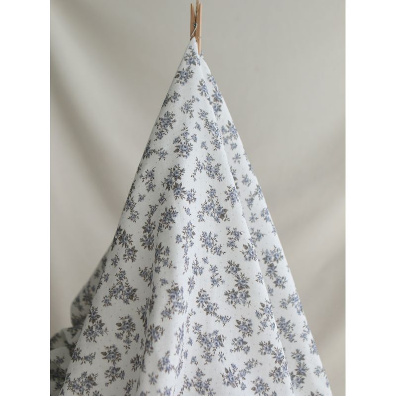 Lilou - Double gaze de coton BIO fond blanc fleuri vert et bleu