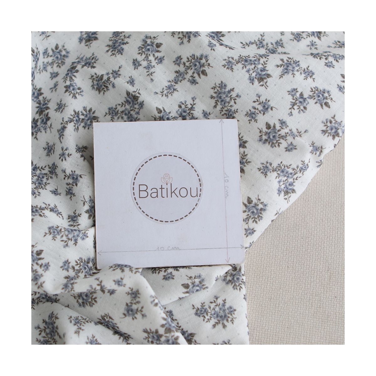 Lilou - Double gaze de coton BIO fond blanc fleuri vert et bleu