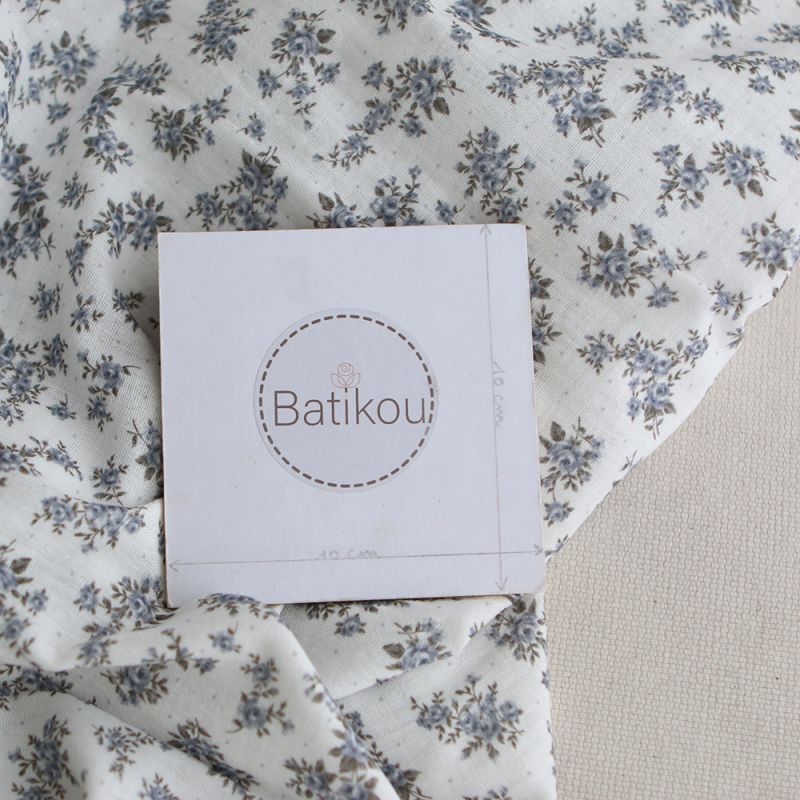 Lilou - Double gaze de coton BIO fond blanc fleuri vert et bleu