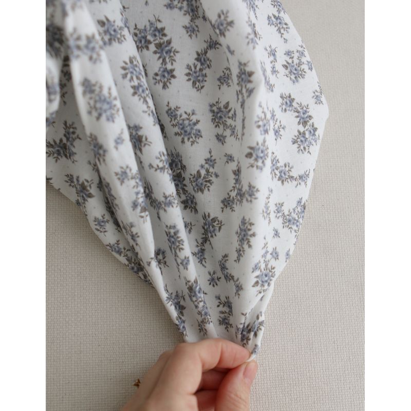 Lilou - Double gaze de coton BIO fond blanc fleuri vert et bleu