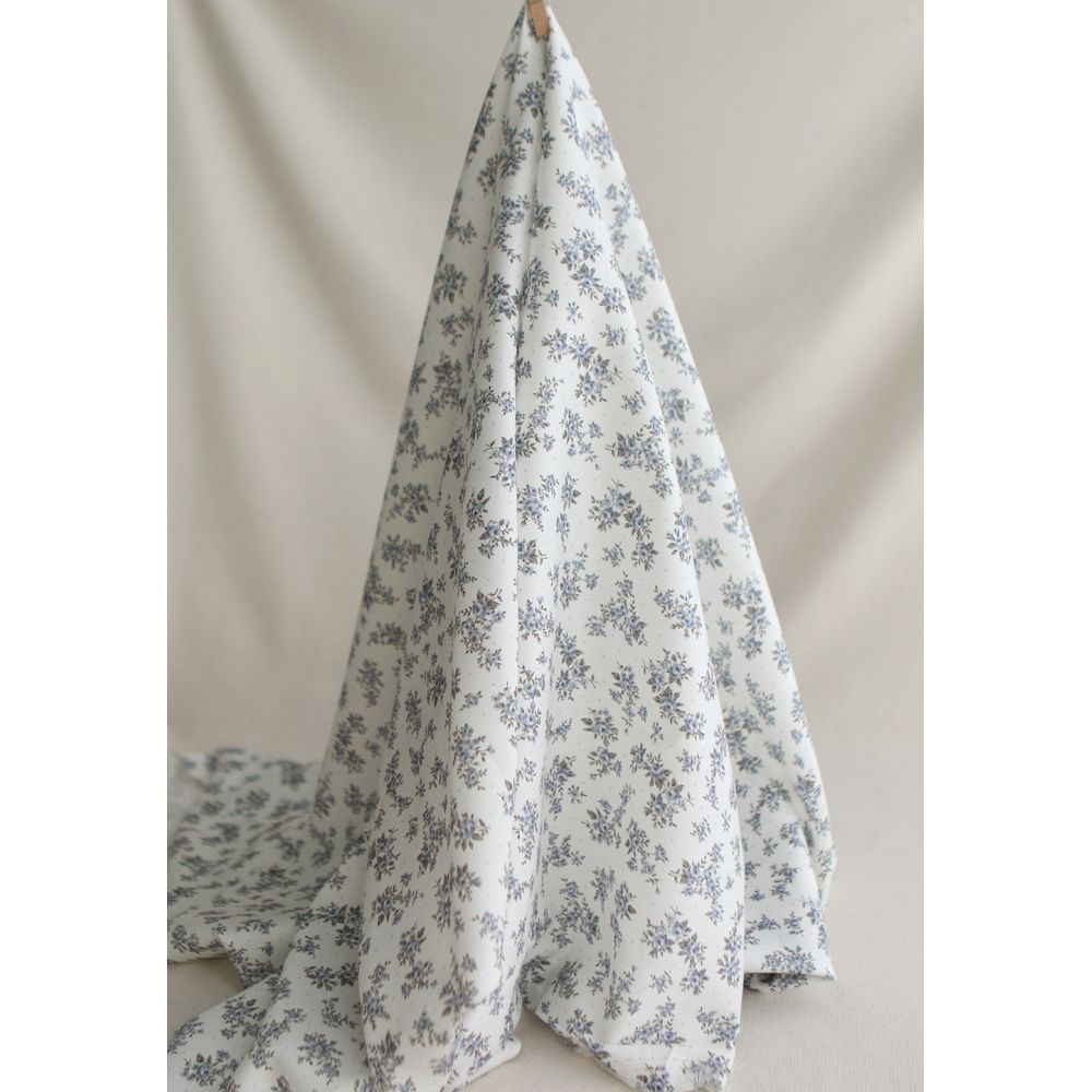 Lilou - Batiste de coton douce à imprimé exclusif fleuri vert et bleu