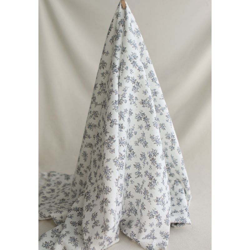 Lilou - Batiste de coton douce à imprimé exclusif fleuri vert et bleu