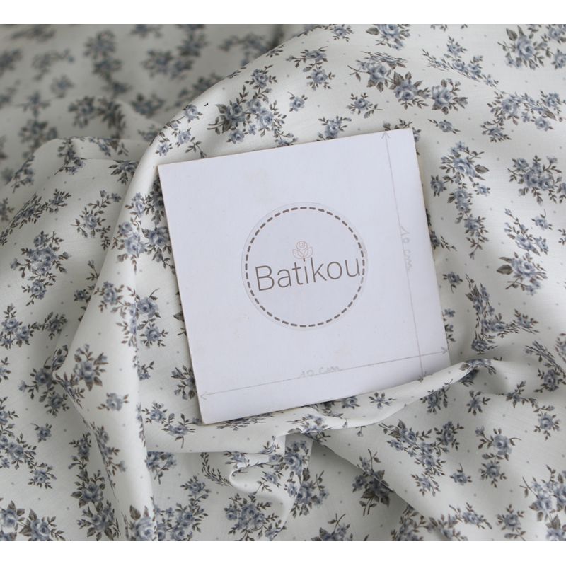 Lilou - Batiste de coton douce à imprimé exclusif fleuri vert et bleu