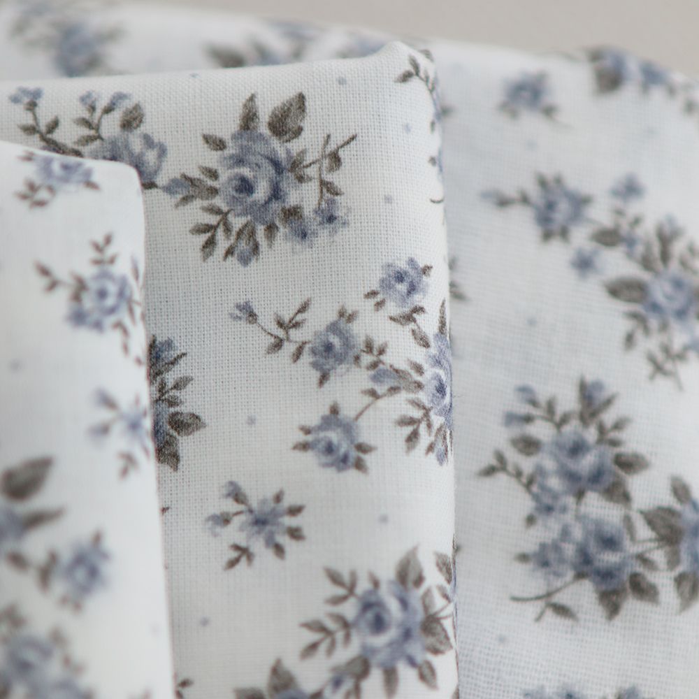 Lilou - Popeline douce coton BIO organique fond blanc imprimé exclusif vert et bleu