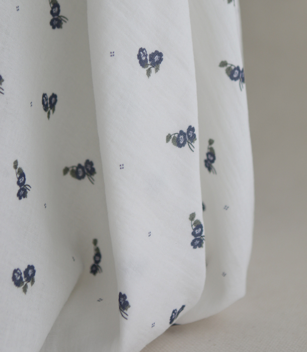 Hana - Double gaze de coton BIO fond blanc fleuri vert et bleu