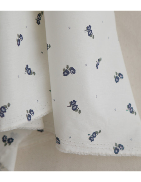 Hana - Popeline douce coton BIO organique fond blanc imprimé exclusif vert et bleu