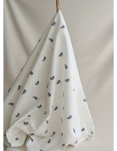 Hana - Popeline douce coton BIO organique fond blanc imprimé exclusif vert et bleu