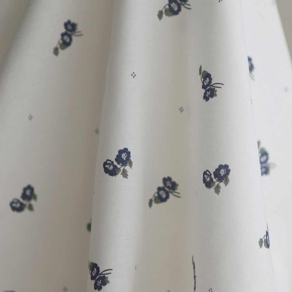 Hana - Popeline douce coton BIO organique fond blanc imprimé exclusif vert et bleu