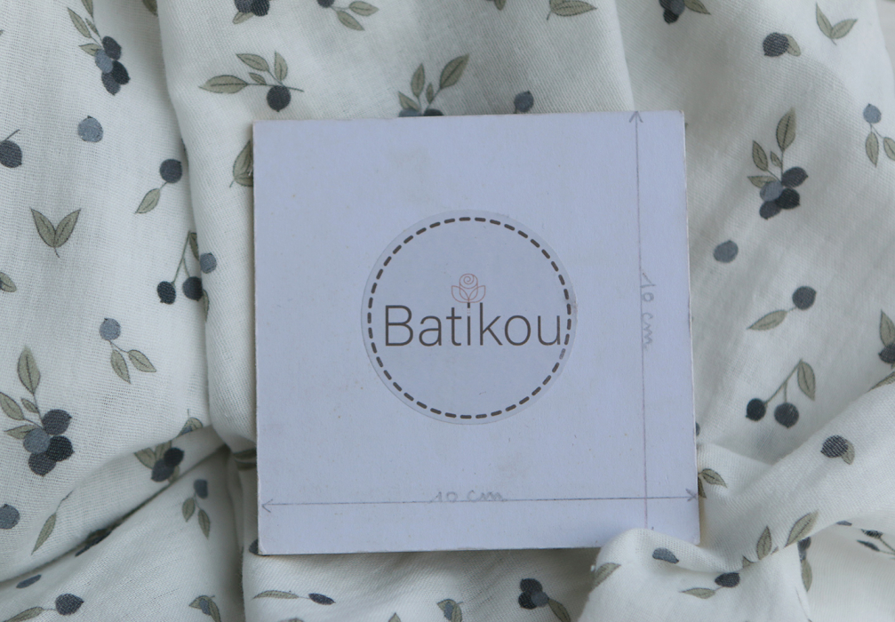 Hind - Double gaze de coton BIO fond blanc imprimé exclusif vert et bleu