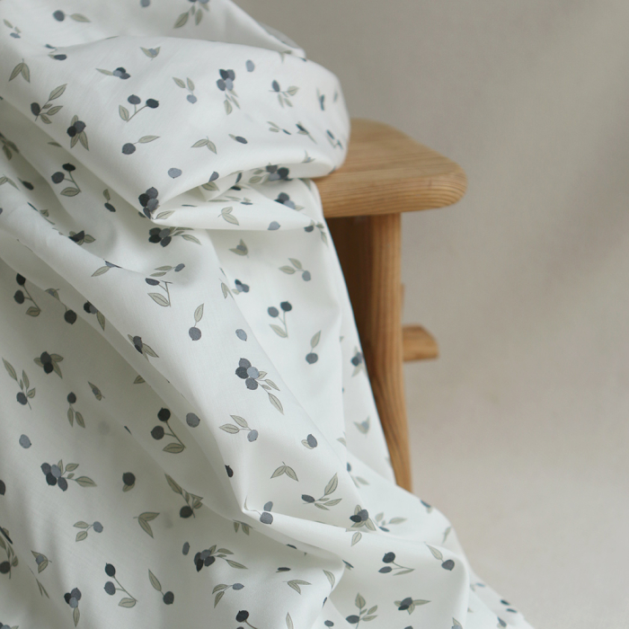 Hind - Batiste de coton douce à imprimé exclusif vert et bleu