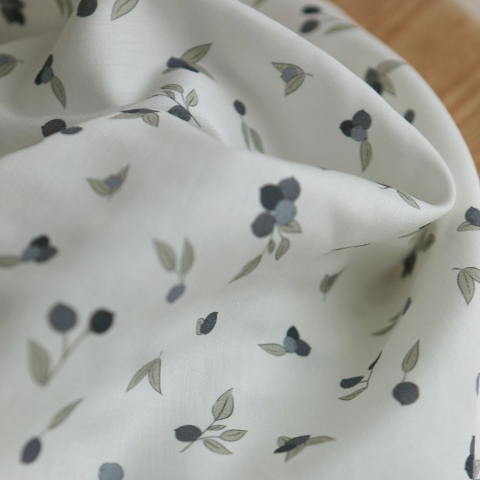 Hind - Batiste de coton douce à imprimé exclusif vert et bleu