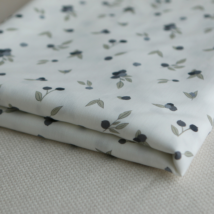 Hind - Batiste de coton douce à imprimé exclusif vert et bleu