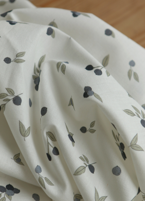 Hind - Popeline douce coton BIO organique fond blanc imprimé exclusif vert et bleu