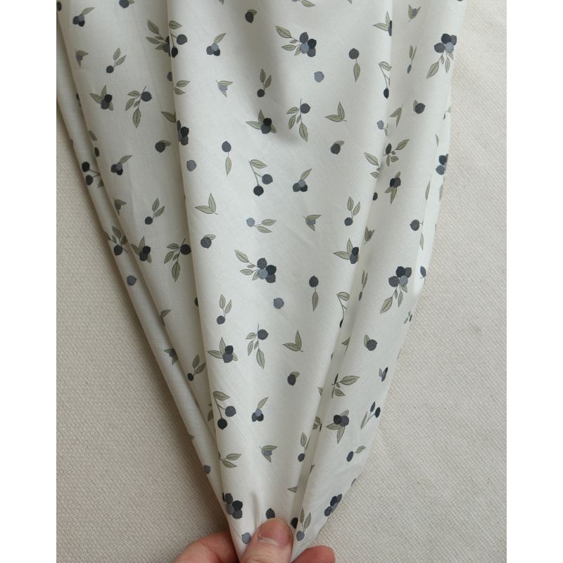 Hind - Popeline douce coton BIO organique fond blanc imprimé exclusif vert et bleu