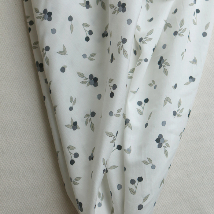 Hind - Batiste de coton douce à imprimé exclusif vert et bleu