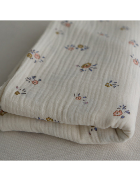 Neha - Double gaze de coton fond écru motif fleuri bleu