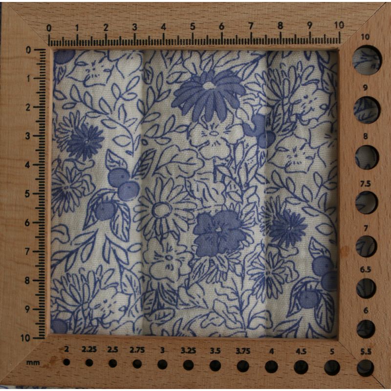 Zomea / Neha - Matelassé double gaze de coton fond écru motif bleu