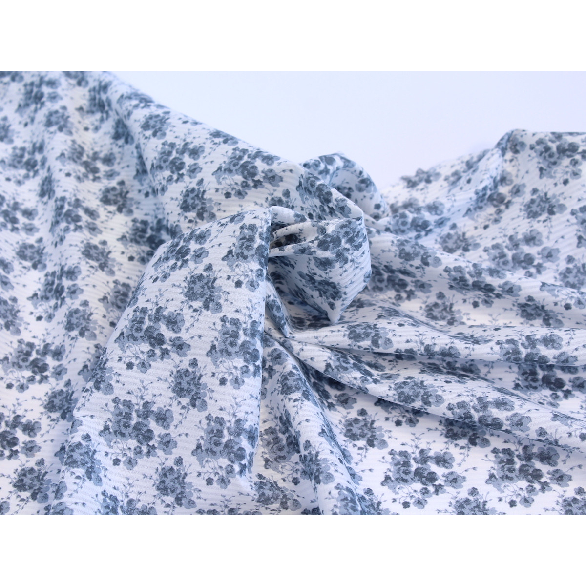 Voile de coton organique rayé imprimé fleuri bleu encre Voile de coton organique rayé imprimé fleuri bleu encre