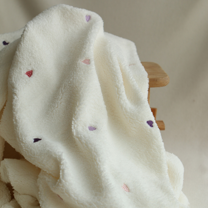 Teddy / moumoute sherpa bouclettes broderies coeurs