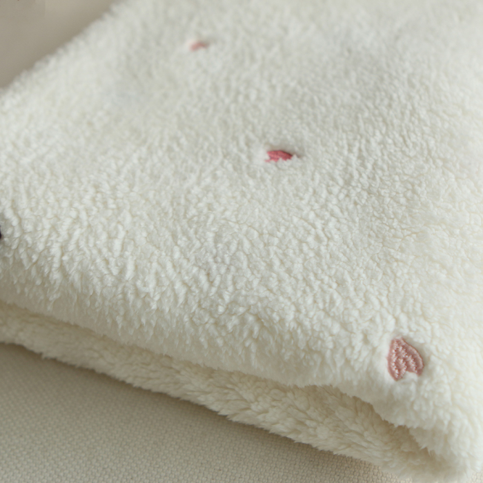 Teddy / moumoute sherpa bouclettes broderies coeurs