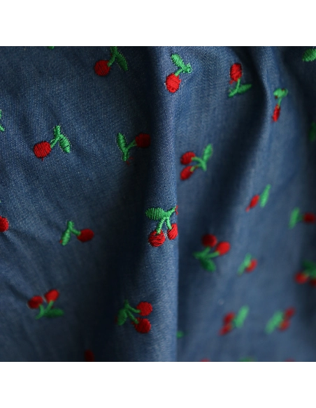 Jean denim léger coton 140gr broderies cerises