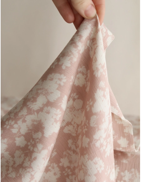 Carmella - Crêpe de viscose imprimé fleuri rose blush