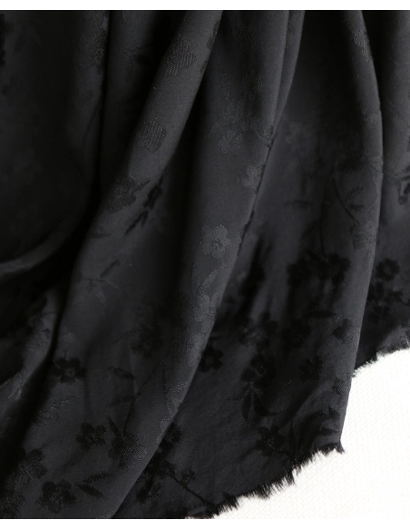 Jasmine - Viscose tissage jacquard fleuri noir