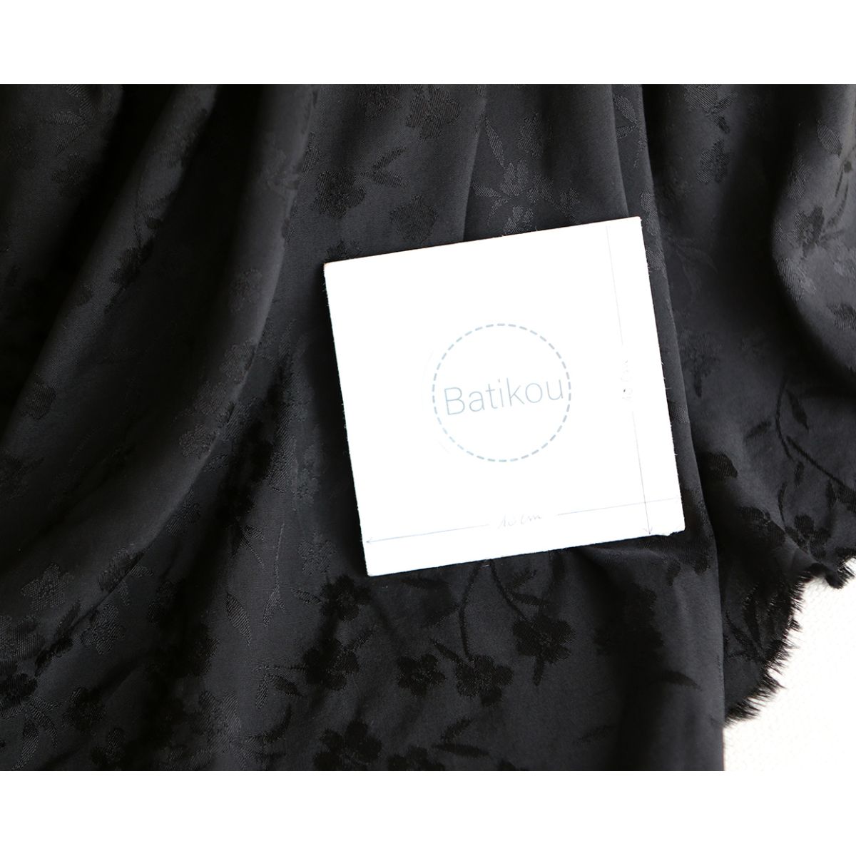 Jasmine - Viscose tissage jacquard fleuri noir Jasmine - Viscose tissage jacquard fleuri noir