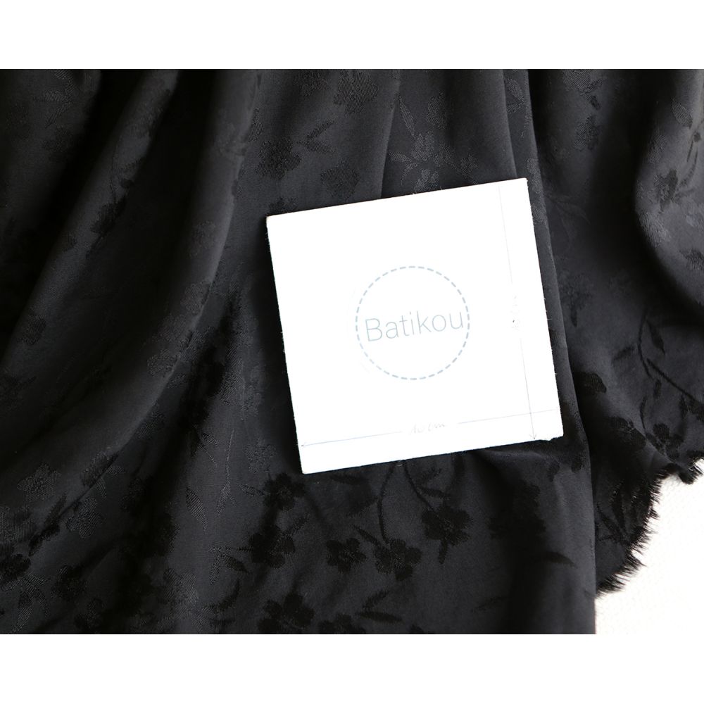 Jasmine - Viscose tissage jacquard fleuri noir